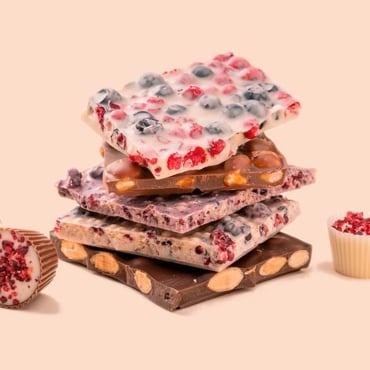 Chocolates, chocolate desserts and cocoa