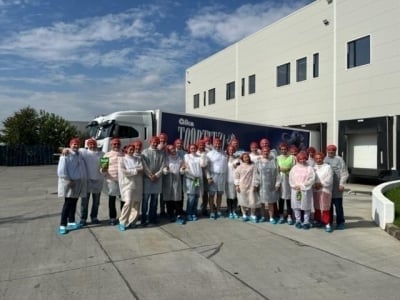 Мистрал на визита във фабриката на ELEPHANT