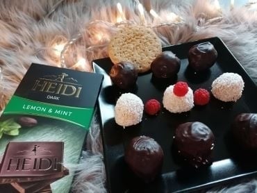 Чийзкейк бонбони с ментово шоколадова глазура без печене